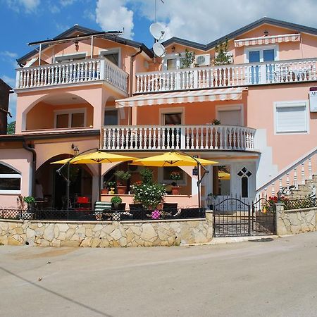 Apartments Maria Porec Exterior photo